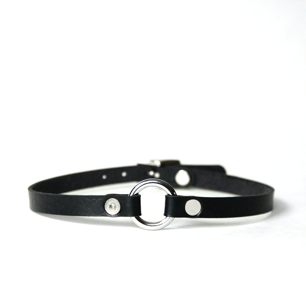 Tiny O-Ring Choker -- Faux Leather